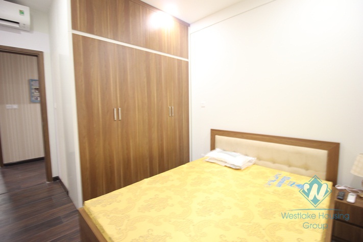 Nice two bedrooms apartment for rent in Discovery building, Cau Giay district, Ha Noi